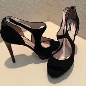 Giorgio Armani Women's 40.5 Black Suede Ankle Strap Cutout Pump Heels Evening